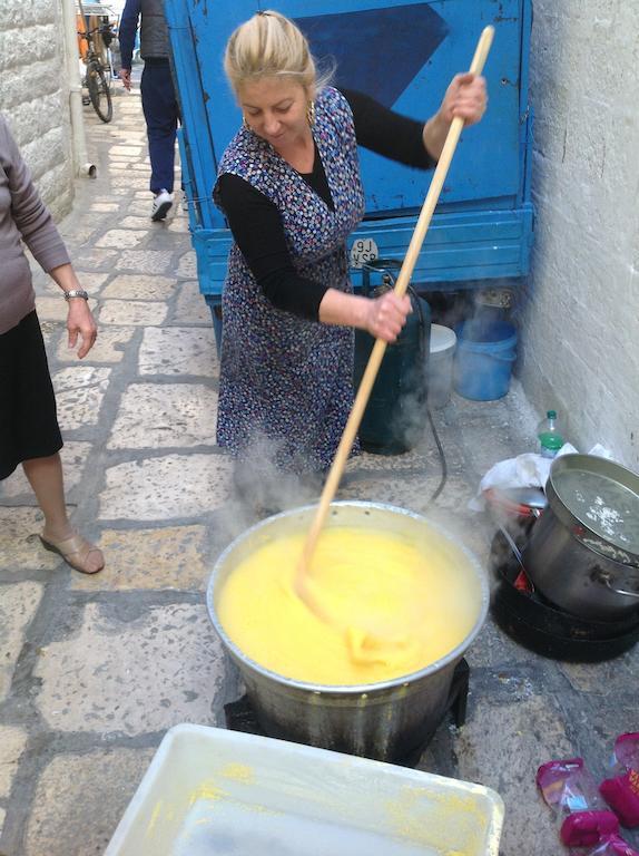 B&B La Uascezze Bari Buitenkant foto